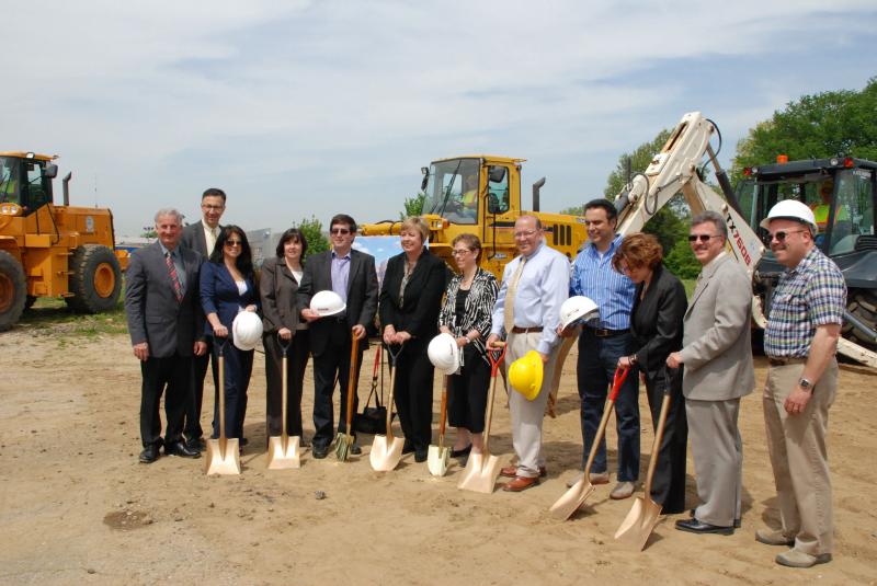 Ground breaking ceremony for a new Zwanger-Pesiri Radiology facility, Levittown